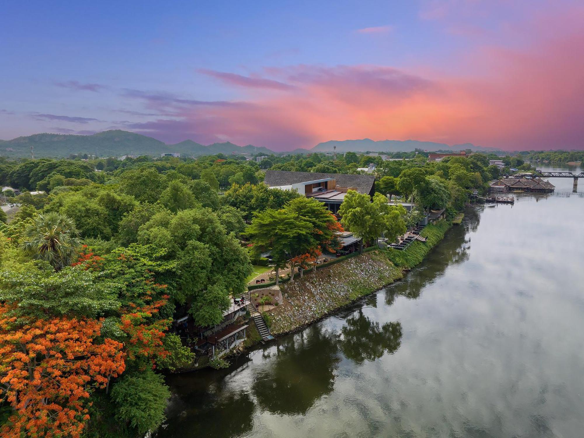 Hotel U Inchantree Kanchanaburi Exterior foto